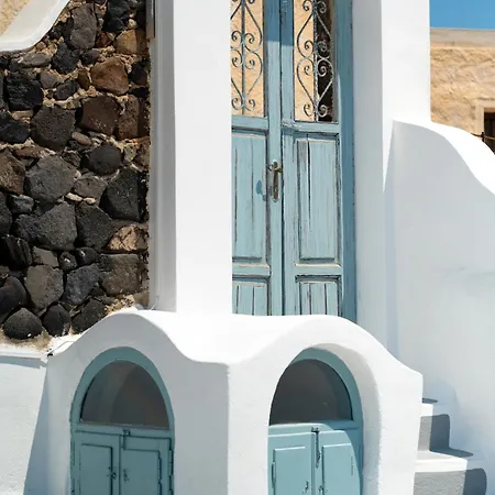 Blue Vine Mountain Sea View Private Yard * Kamari (Santorini)